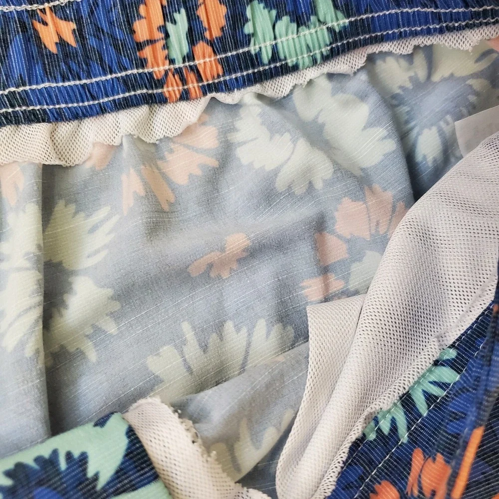 Johnnie-O floral Swim Trunks Mens Sz M Board Shorts (liner removed) Beach ~READ‎